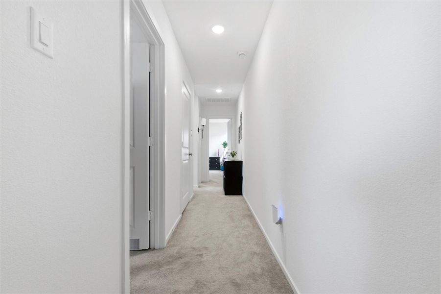 Spacious, unfurnished interior of a new home in Tavola, New Caney (Image 22).