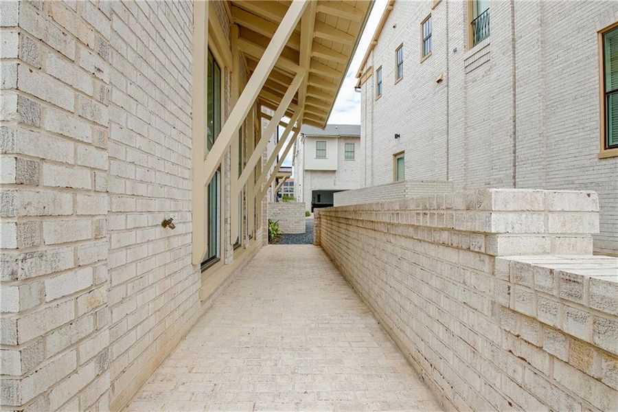 Exterior details and patio area of a home in Trilith, Fayetteville (Image 3).
