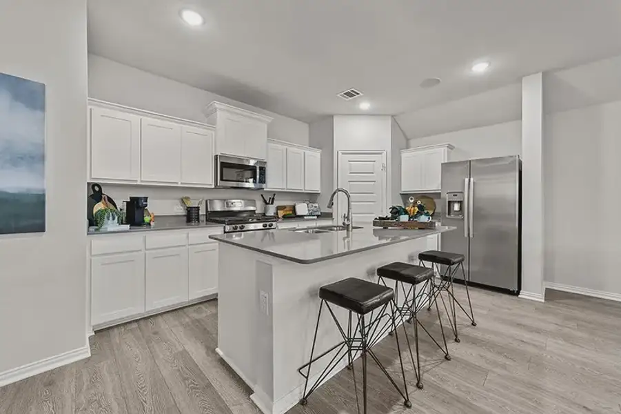 Representative furnished interior of a home built from the Barrington by Cambridge Homes in Rolling Ridge, Van Alstyne (Image 10).