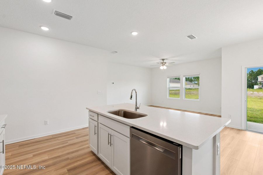 Furnished interior view inside a new home in Panther Creek, Jacksonville (Image 9). Furnished interior view inside a new home in Panther Creek, Jacksonville (Image 9).