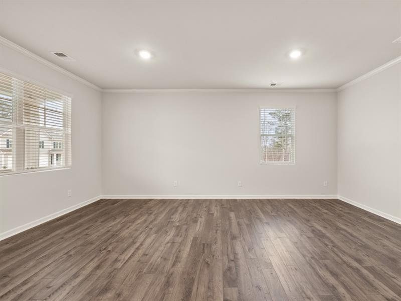 Spacious, unfurnished interior of a new home in Northwoods at Mirror Lake, Villa Rica (Image 22).