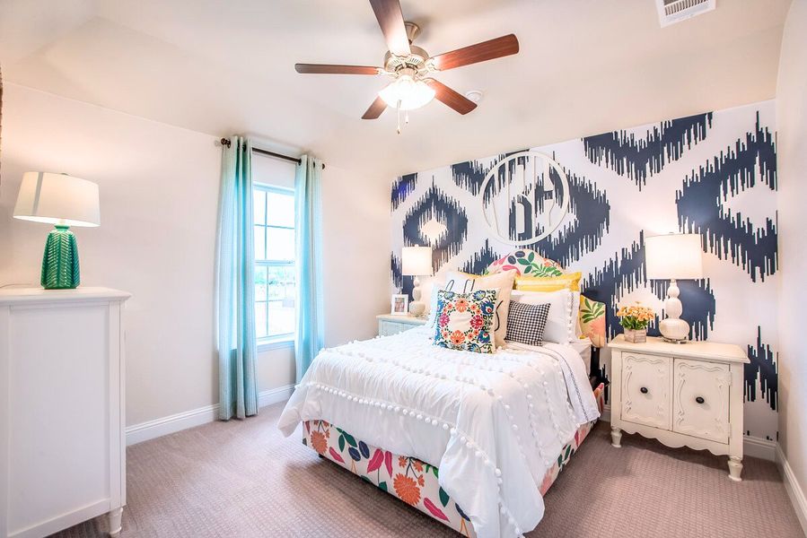 Representative furnished interior of a home built from the Laredo by Beazer Homes in Goodland: Overlook 60', Midlothian (Image 13).