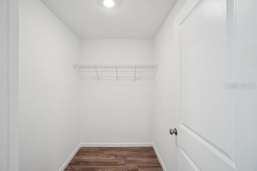 Spacious, unfurnished interior of a new home in Royal Highlands, Weeki Wachee (Image 17).