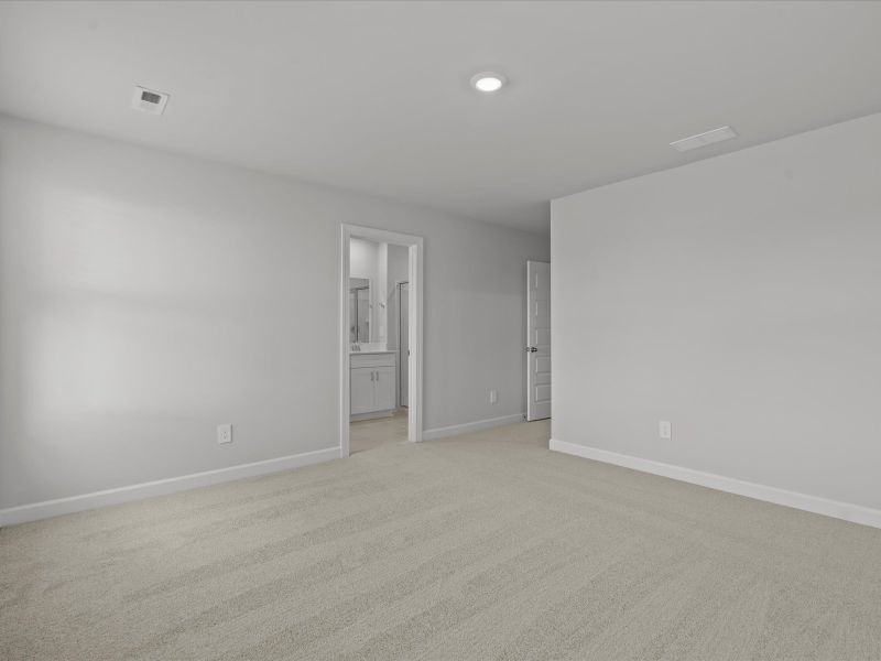 Spacious, unfurnished interior of a new home in Northbrook Village Townes, Taylors (Image 15).