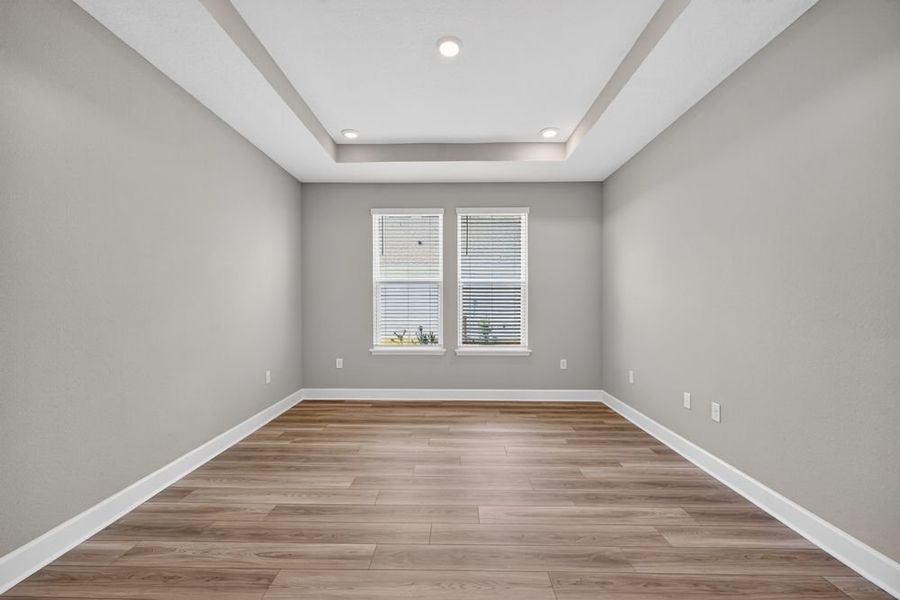 Spacious, unfurnished interior of a new home in Headwaters at Lofton Creek, Yulee (Image 29).