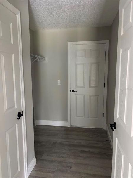 Spacious, unfurnished interior of a new home in , Dunnellon (Image 17).