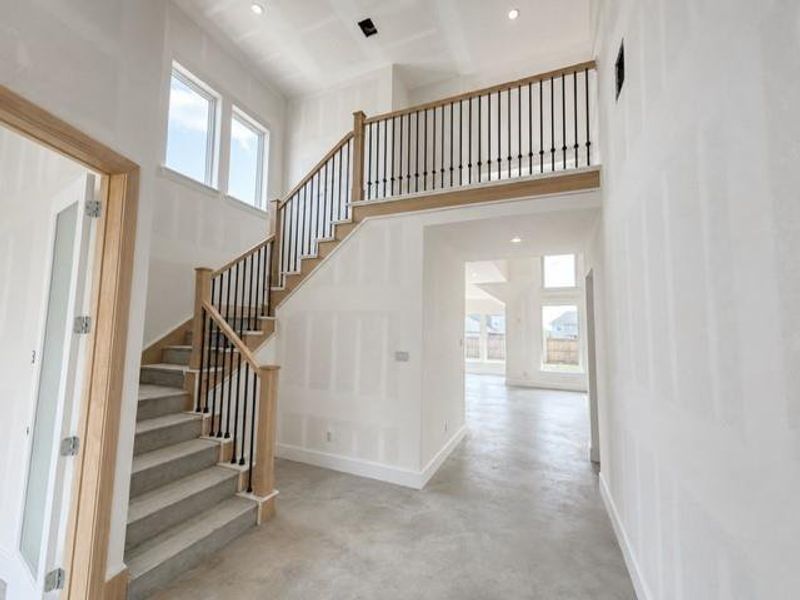 Spacious, unfurnished interior of a new home in The Meadows at Imperial Oaks, Spring (Image 6). Spacious, unfurnished interior of a new home in The Meadows at Imperial Oaks, Spring (Image 6).