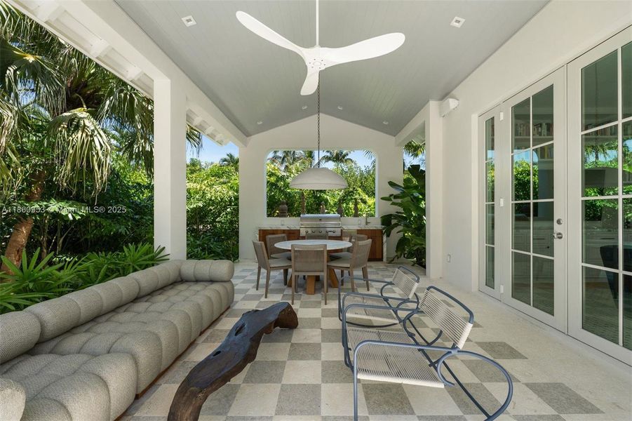 Furnished interior view inside a new home in , Key Biscayne (Image 32). Furnished interior view inside a new home in , Key Biscayne (Image 32).