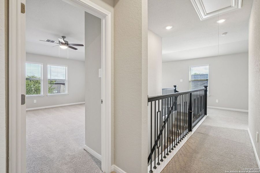 Spacious, unfurnished interior of a new home in Royal Crest, San Antonio (Image 37). Spacious, unfurnished interior of a new home in Royal Crest, San Antonio (Image 37).
