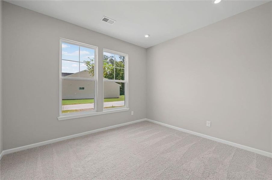 Spacious, unfurnished interior of a new home in Easton Park, Dallas (Image 13).