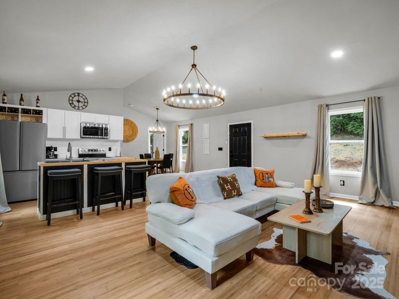 257 Roadrunner Circle Lake Lure NC 28746-10 257 Roadrunner Circle Lake Lure NC 28746-10