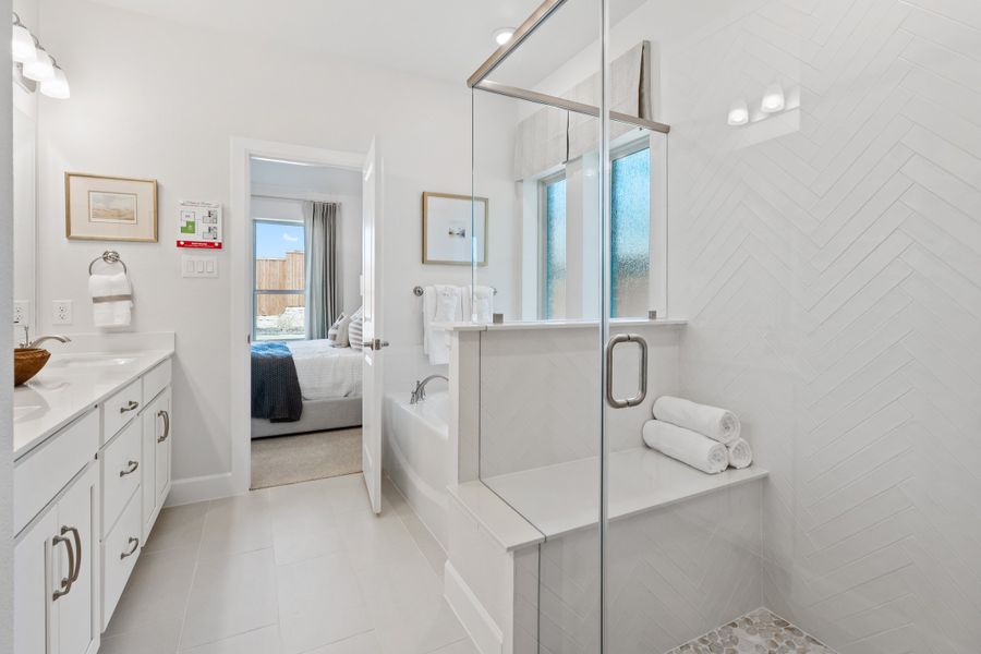 Representative furnished interior of a home built from the Driftwood by Beazer Homes in Enclave at Legacy Hills: Overlook 60', Celina (Image 15).