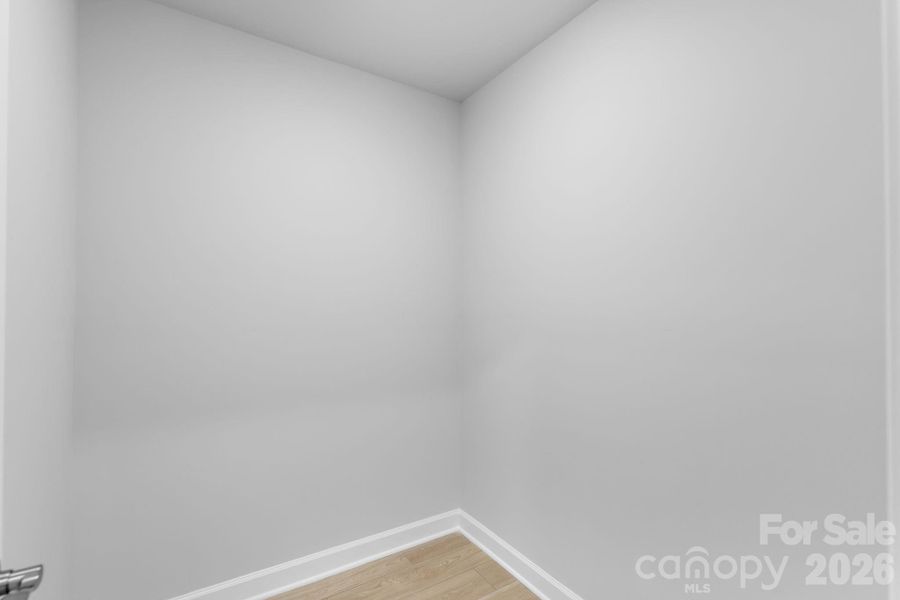 Spacious, unfurnished interior of a new home in Roselyn, Lancaster (Image 14).