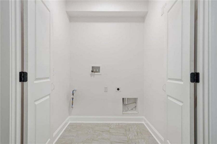 Spacious, unfurnished interior of a new home in , Villa Rica (Image 21).