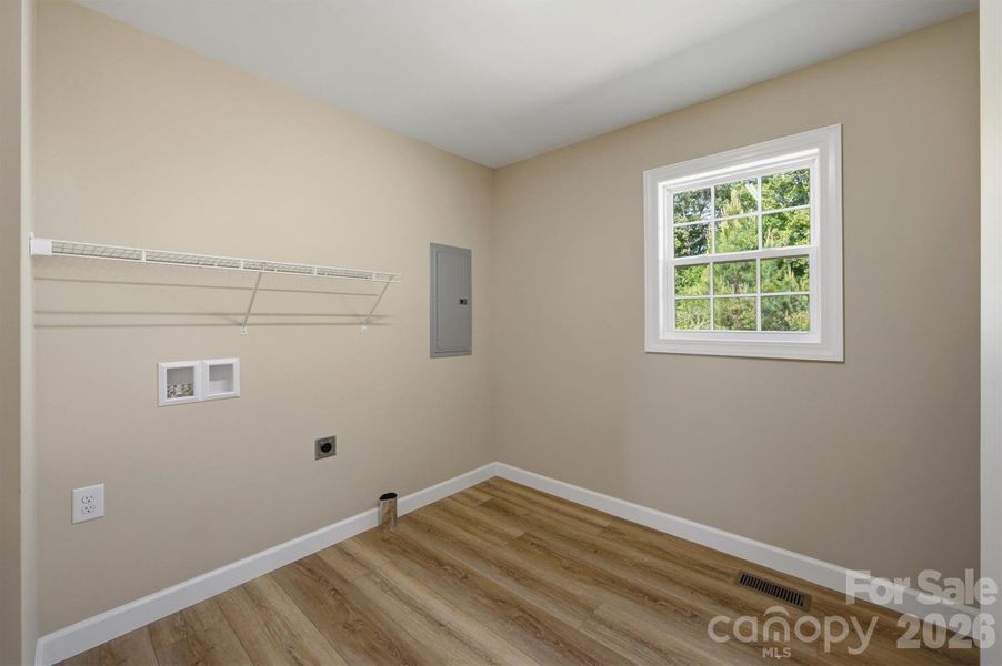 Spacious, unfurnished interior of a new home in , Morganton (Image 30).