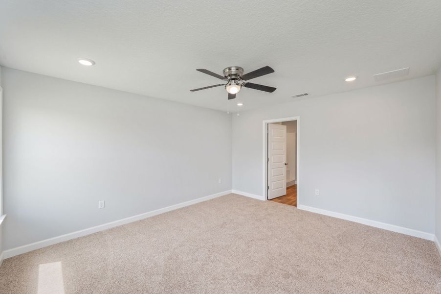 Spacious, unfurnished interior of a new home in , Crestview (Image 23).