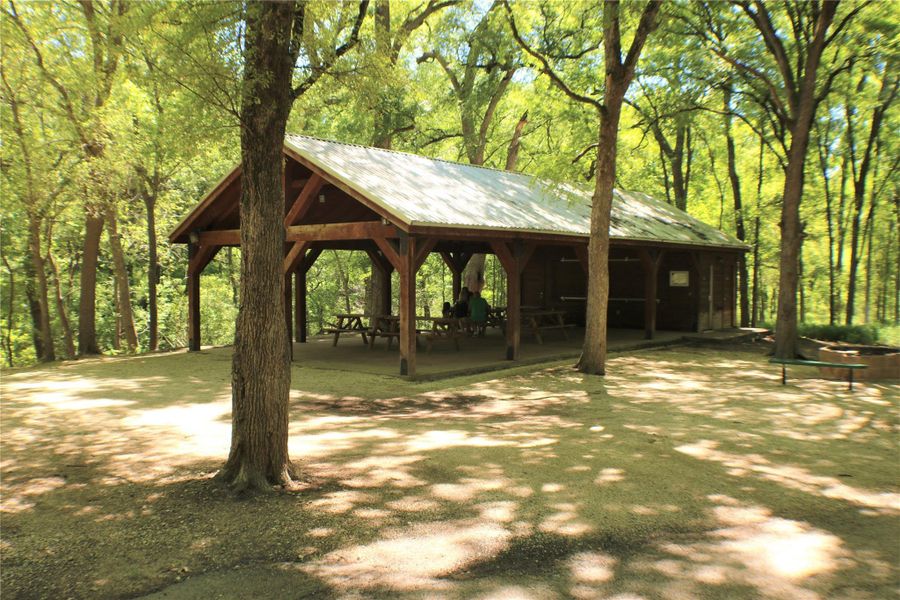 Community amenities in , Belton (Image 5).