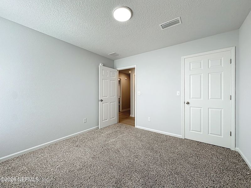 Spacious, unfurnished interior of a new home in , Jacksonville (Image 21).