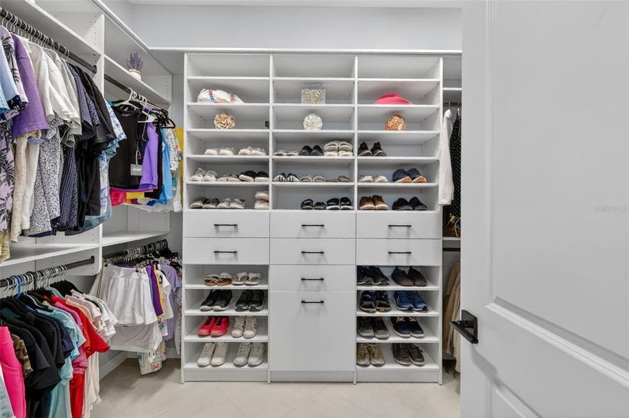 Image 37 of a home in .