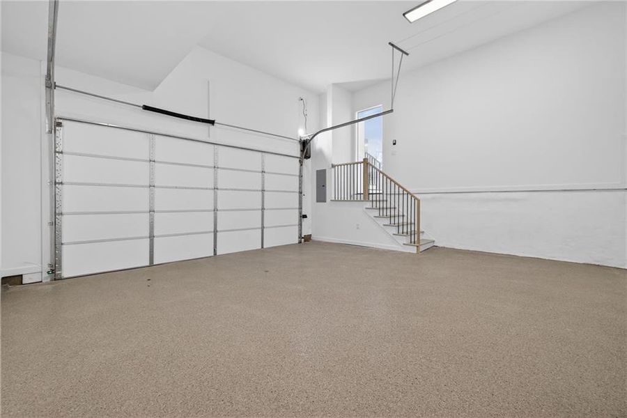 Spacious, unfurnished interior of a new home in , Atlanta (Image 21). Spacious, unfurnished interior of a new home in , Atlanta (Image 21).