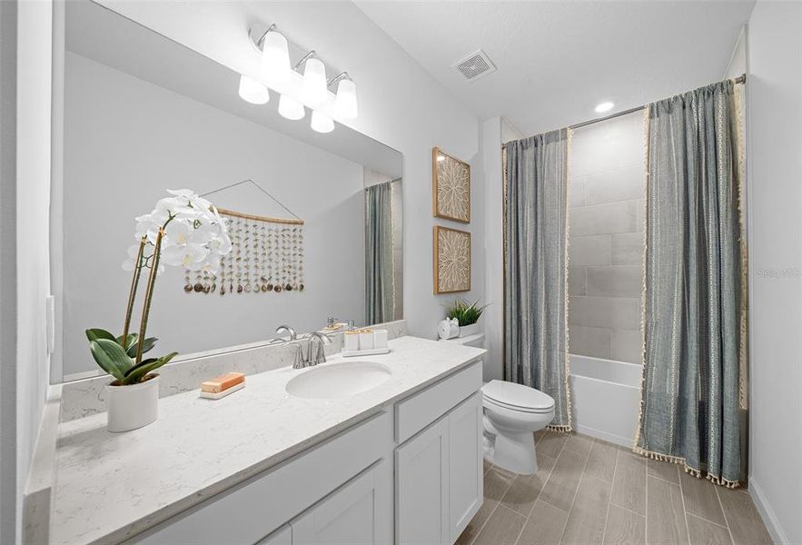 Furnished interior view inside a new home in Pioneer Ranch: Pioneer Ranch 50's, Ocala (Image 35).