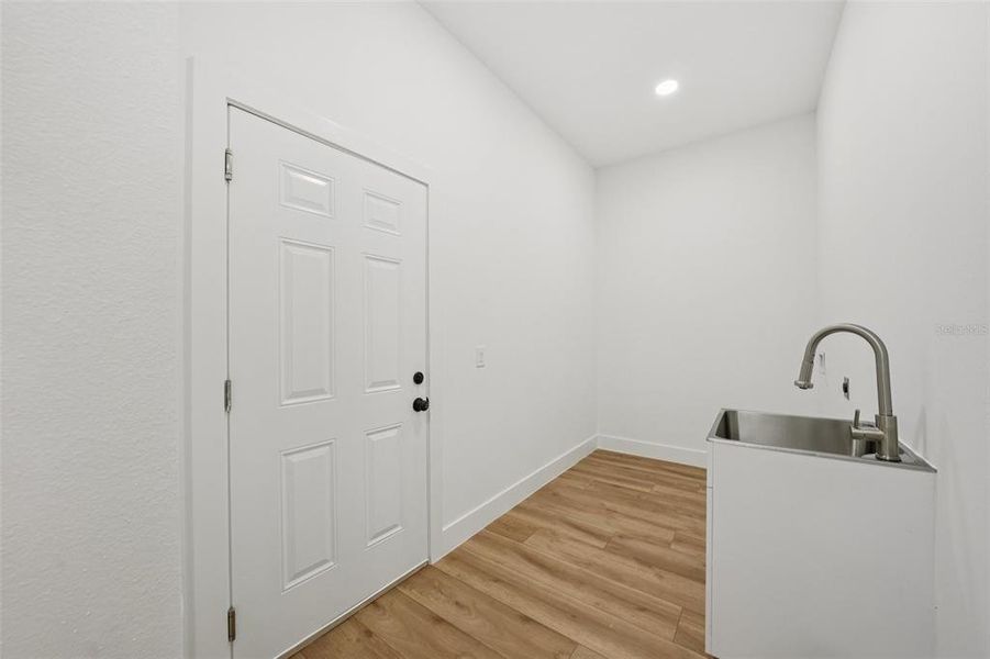 Spacious, unfurnished interior of a new home in , Clearwater (Image 61). Spacious, unfurnished interior of a new home in , Clearwater (Image 61).