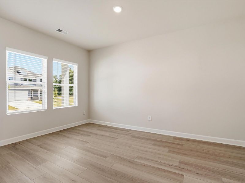 Spacious, unfurnished interior of a new home in Creek Ridge - Signature Collection, Spartanburg (Image 11). Spacious, unfurnished interior of a new home in Creek Ridge - Signature Collection, Spartanburg (Image 11).