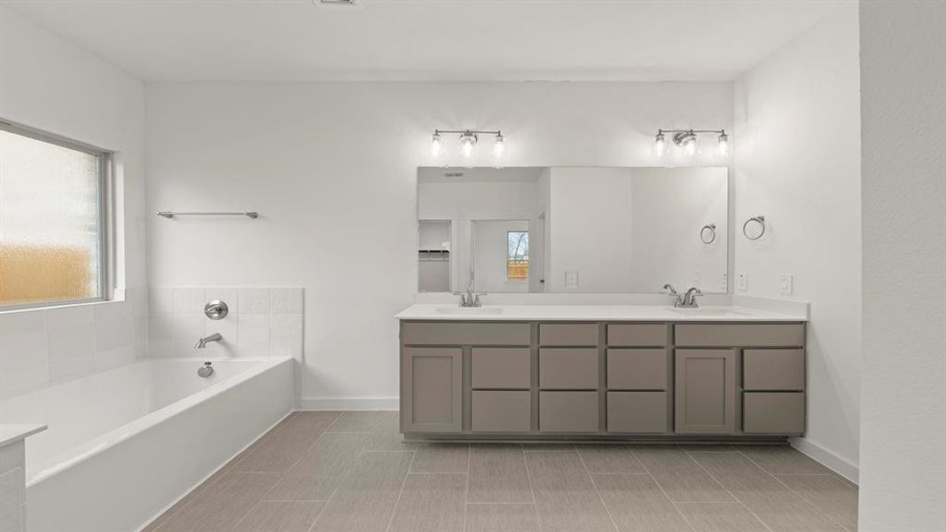 Olive Primary Bath