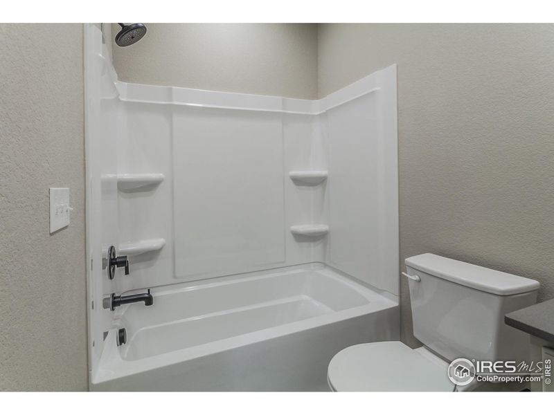 SECONDARY BATHROOM