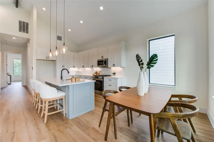 Furnished interior view inside a new home in , Houston (Image 25). Furnished interior view inside a new home in , Houston (Image 25).