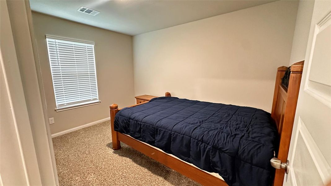 Furnished interior view inside a new home in Hunter's Creek, Huntsville (Image 5).