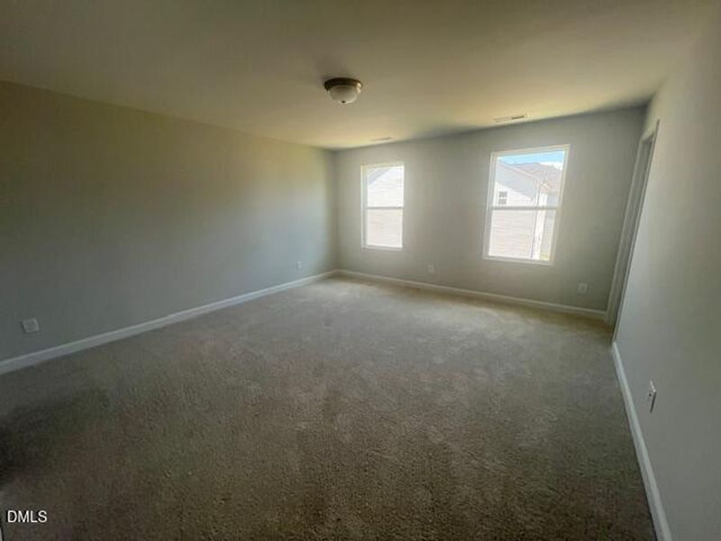 Spacious, unfurnished interior of a new home in Gregory Village, Lillington (Image 17).