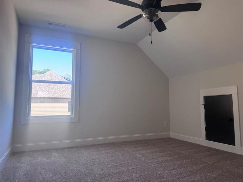 Spacious, unfurnished interior of a new home in , Carrollton (Image 16).