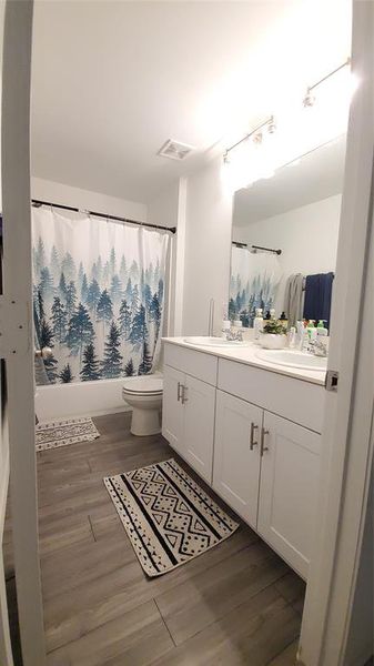 Furnished interior view inside a new home in , Kaufman (Image 7). Furnished interior view inside a new home in , Kaufman (Image 7).