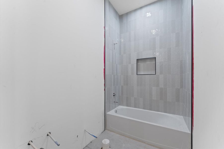 Second floor full bathroom, tub/shower combo. Second floor full bathroom, tub/shower combo.