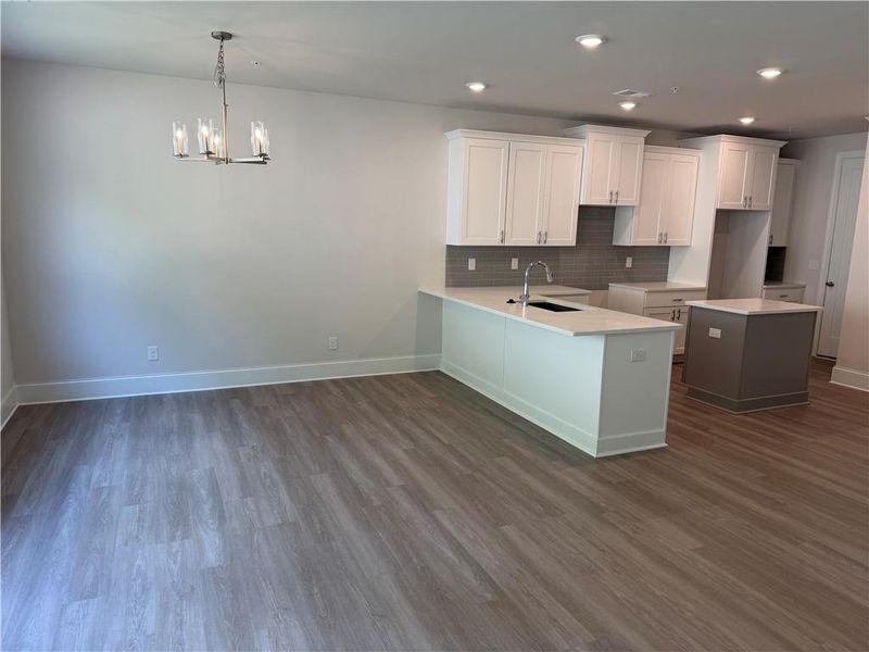 Spacious, unfurnished interior of a new home in , Marietta (Image 15).