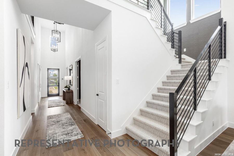 Spacious, unfurnished interior of a new home in The Ranches at Creekside, Boerne (Image 20).