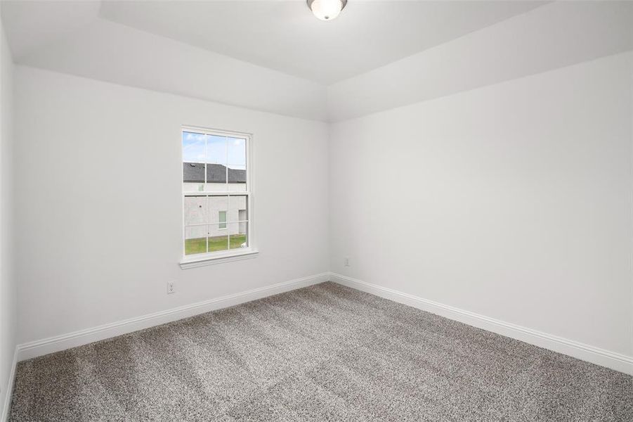 Spacious, unfurnished interior of a new home in Walden Pond, Forney (Image 24).