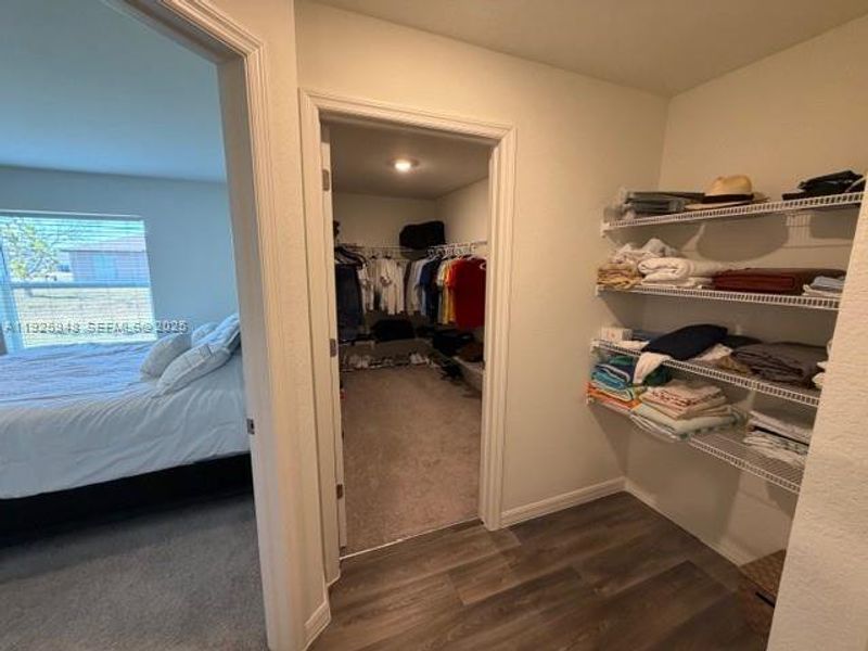 Furnished interior view inside a new home in , Cape Coral (Image 8).