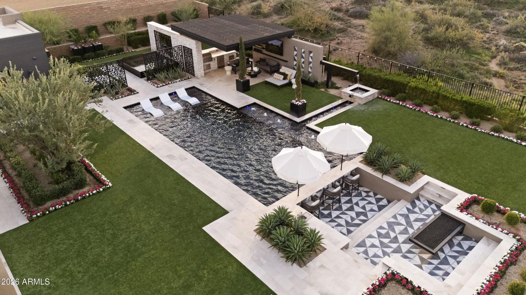 84-DJI_20251112163934_0782_D