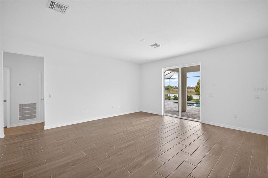 Spacious, unfurnished interior of a new home in Willow, Punta Gorda (Image 18). Spacious, unfurnished interior of a new home in Willow, Punta Gorda (Image 18).