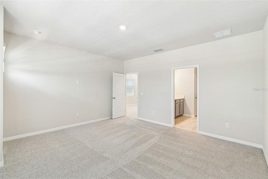 Spacious, unfurnished interior of a new home in Palmeras at Crossprairie – The Magnolia Collection, St. Cloud (Image 21).