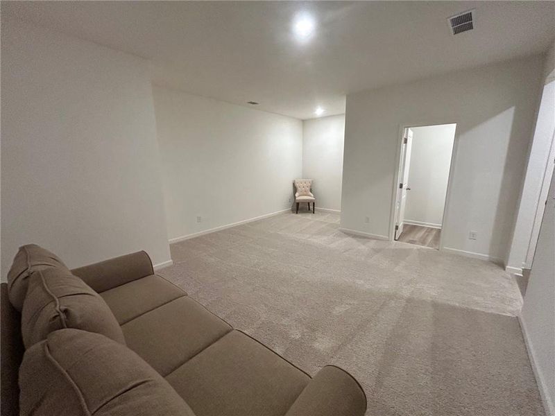 Spacious, unfurnished interior of a new home in Old Salem Crossing, Conyers (Image 22).