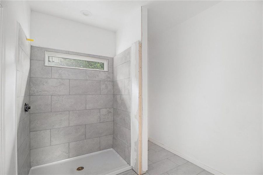 Spacious, unfurnished interior of a new home in , Lithonia (Image 20).