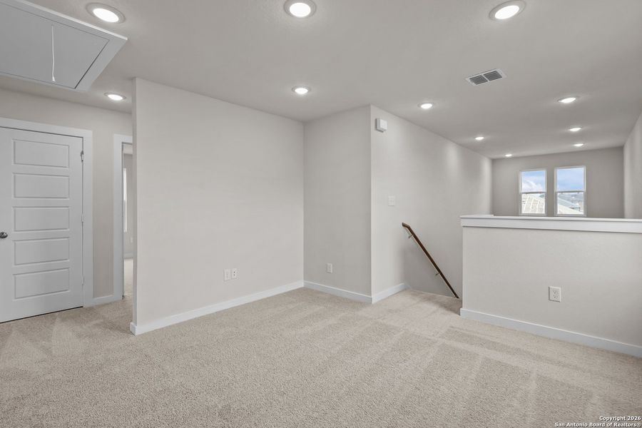 Spacious, unfurnished interior of a new home in Summerlin, San Antonio (Image 21). Spacious, unfurnished interior of a new home in Summerlin, San Antonio (Image 21).