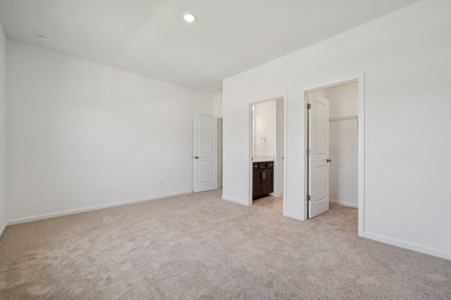 Representative unfurnished interior of a home built from the Rochester by Taylor Morrison in Tramore, Harrisburg (Image 24). Representative unfurnished interior of a home built from the Rochester by Taylor Morrison in Tramore, Harrisburg (Image 24).