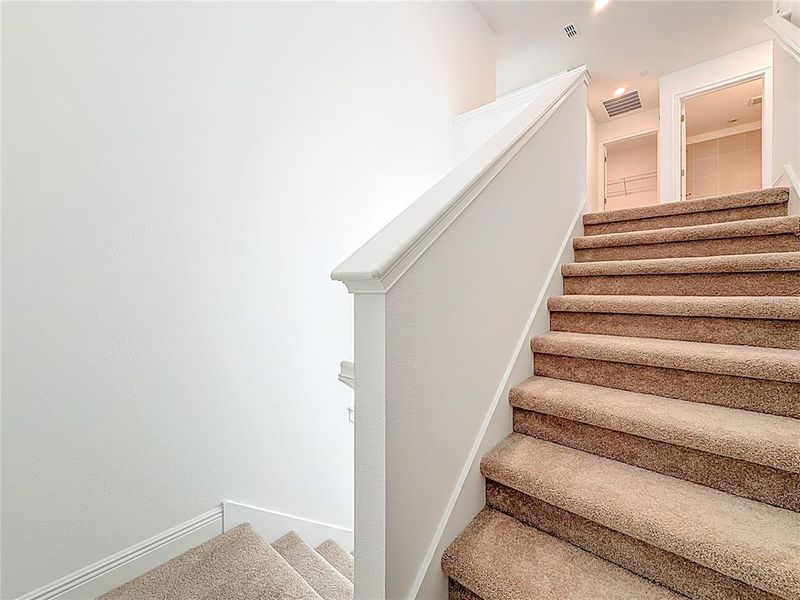 Spacious, unfurnished interior of a new home in , St. Petersburg (Image 67).