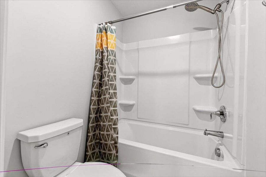 Image 52 of a home in .