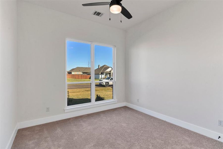 Spacious, unfurnished interior of a new home in , Granbury (Image 30).