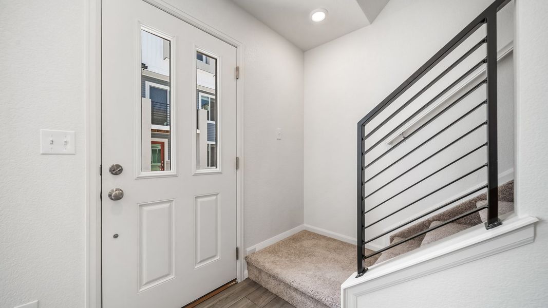 Spacious, unfurnished interior of a new home in Banning Lewis Ranch, Colorado Springs (Image 12).